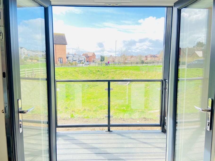 Beautiful, Brand New Apartment! Cheltenham Buitenkant foto